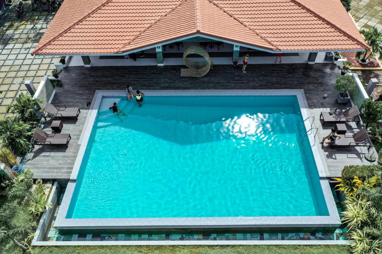 Rsam Beach Resort By Cocotel Nasugbu Exterior foto