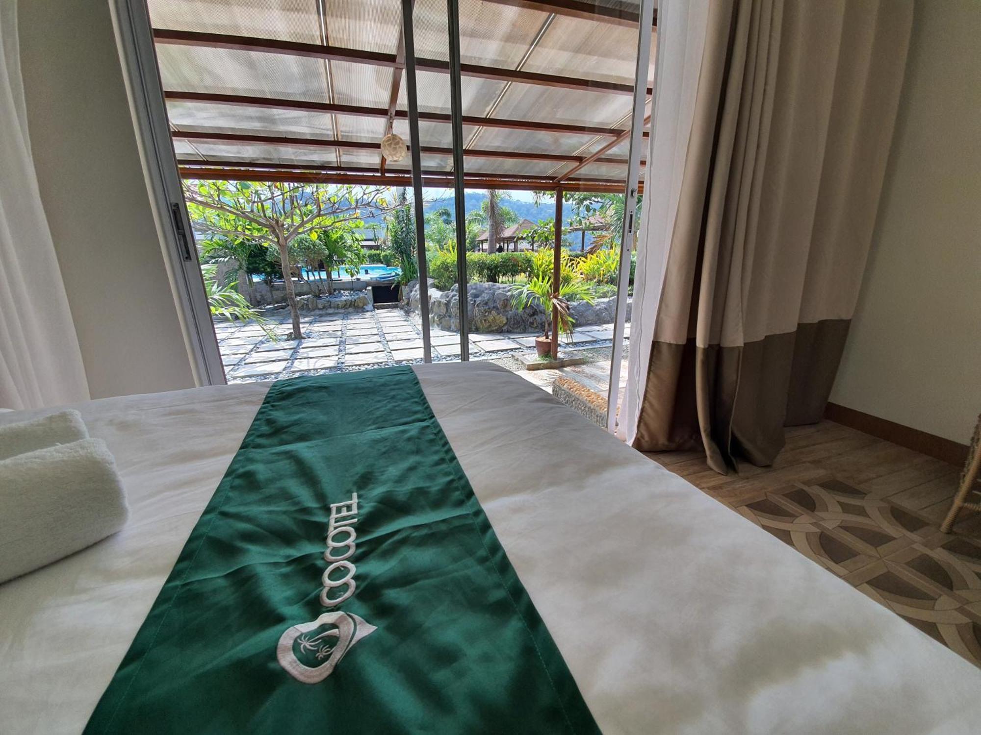 Rsam Beach Resort By Cocotel Nasugbu Exterior foto